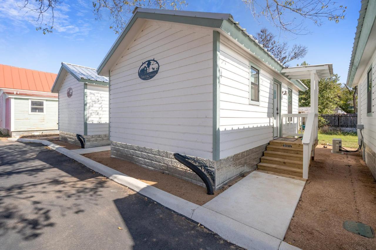 Hotel Charming Casita Right On Main St! Fredericksburg Exterior foto